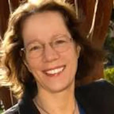 Laura Dassow Walls