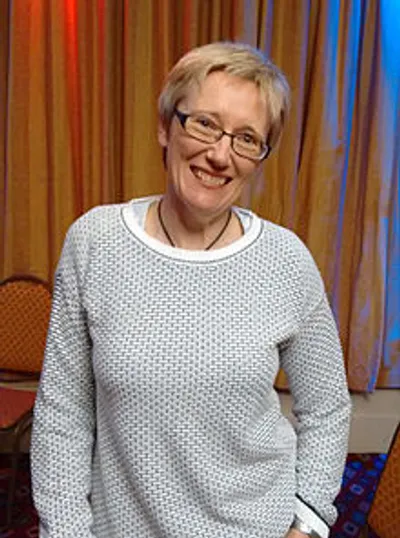 Nessa Carey